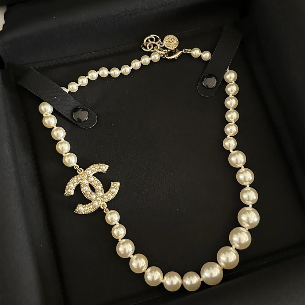 Ch**el PEARL NECKLACE