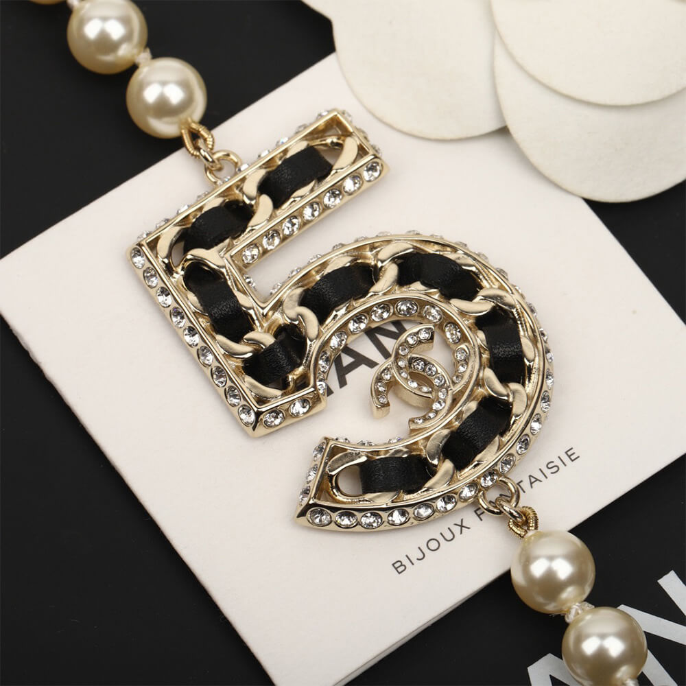 Ch**el PEARL NECKLACE