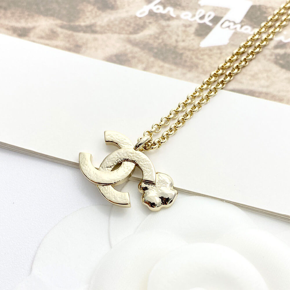 Ch**el NECKLACE