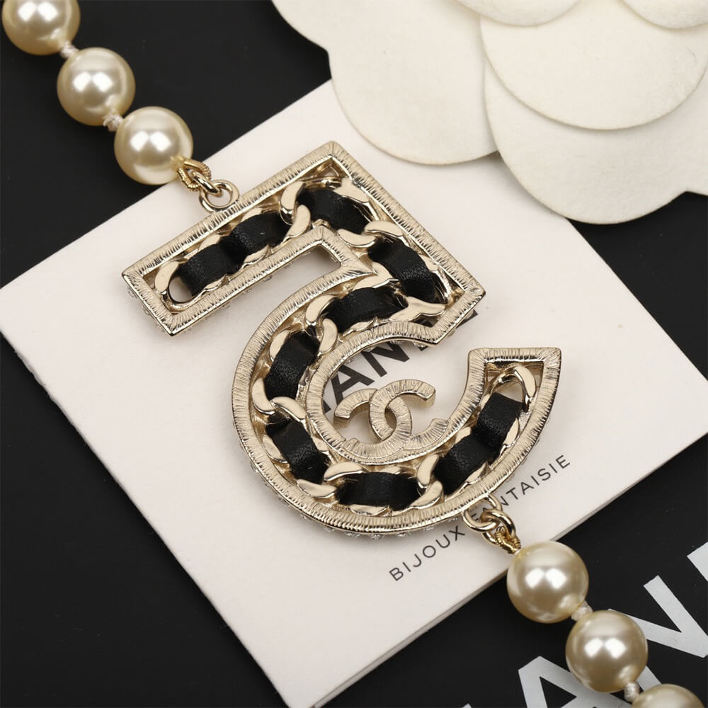 Ch**el PEARL NECKLACE