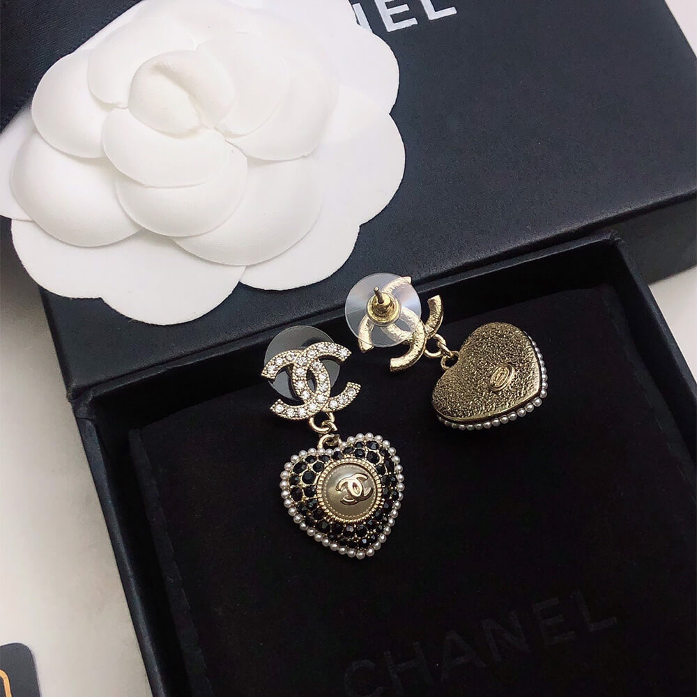 Ch**el D1am0nd EARRINGS