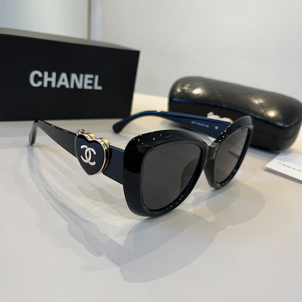 Ch**el SUNGLASSES