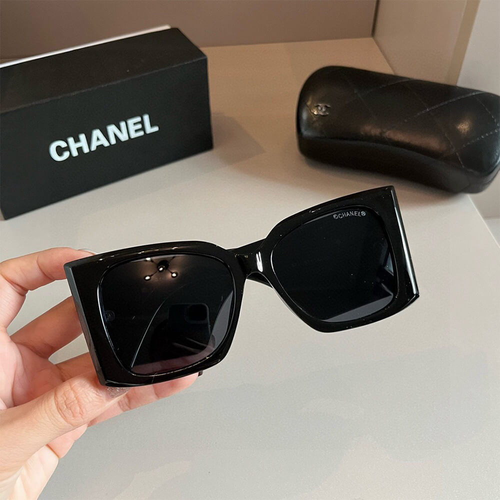 Ch**el SUNGLASSES