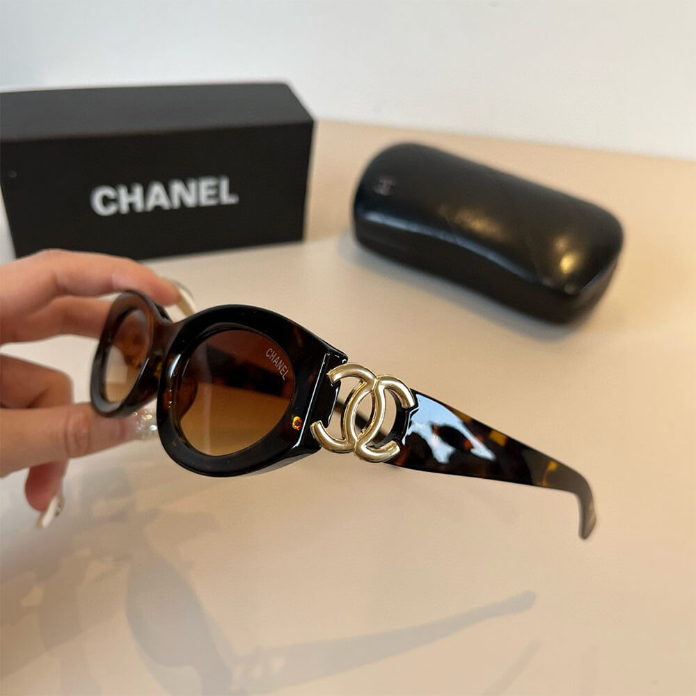 Ch**el SUNGLASSES