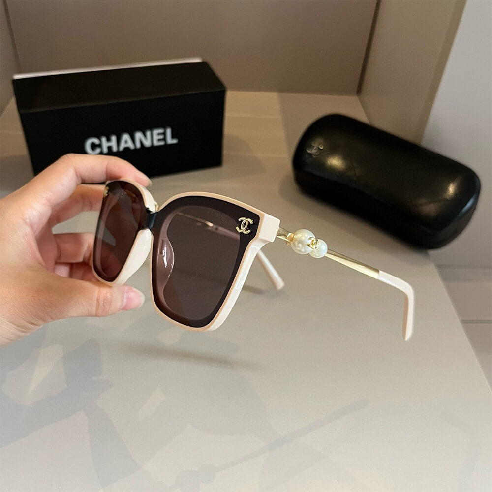 Ch**el SUNGLASSES
