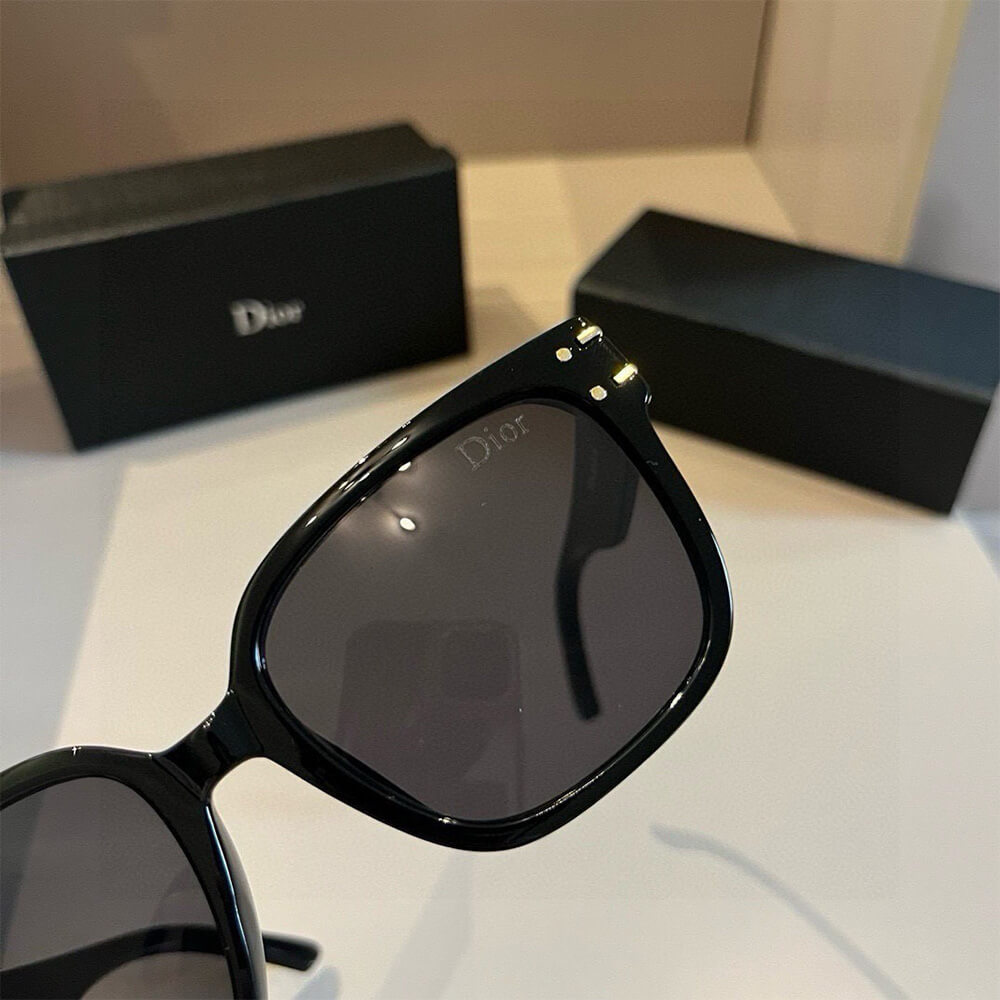 D10r SUNGLASSES
