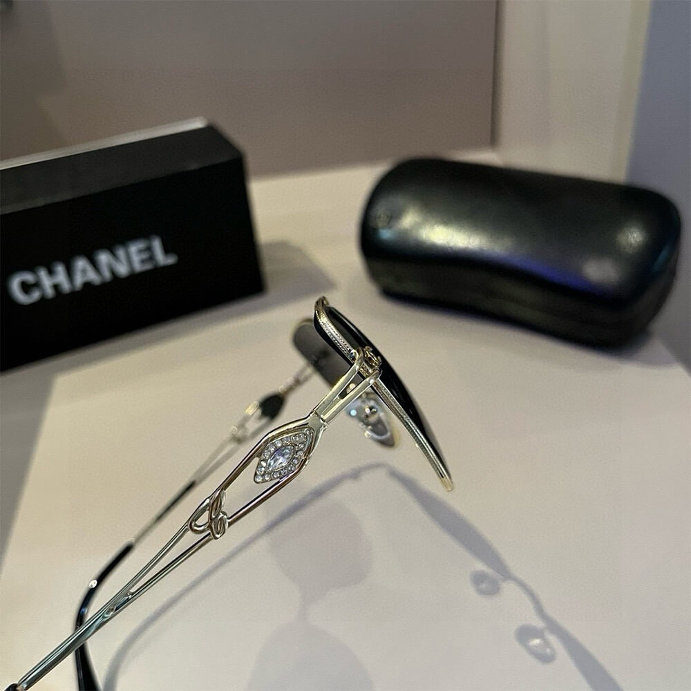 Ch**el SUNGLASSES