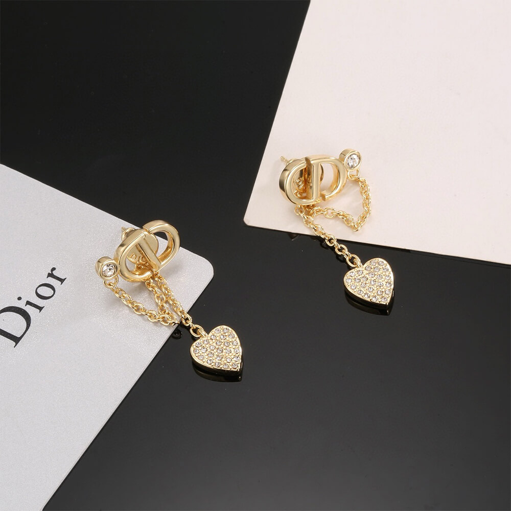 D10r EARRINGS