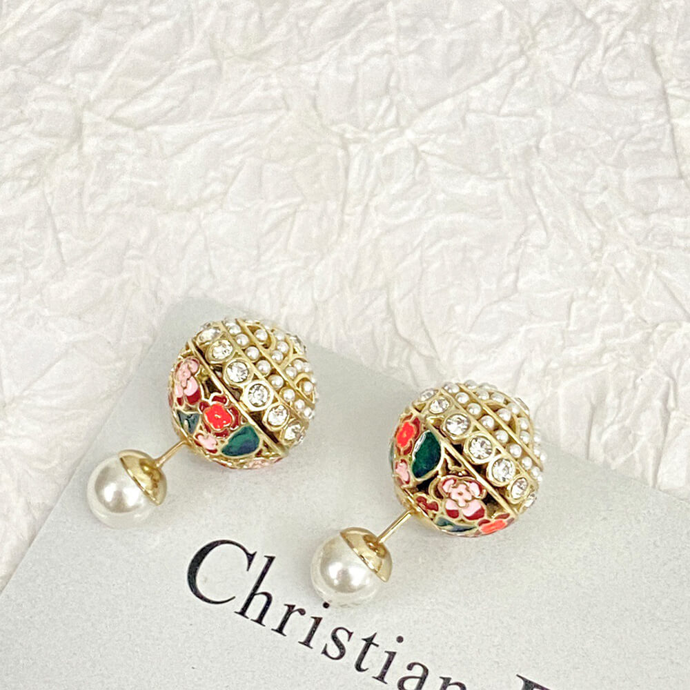 D10r EARRINGS