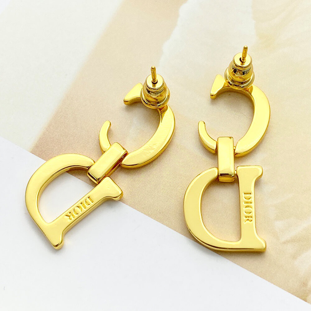 D10r EARRINGS