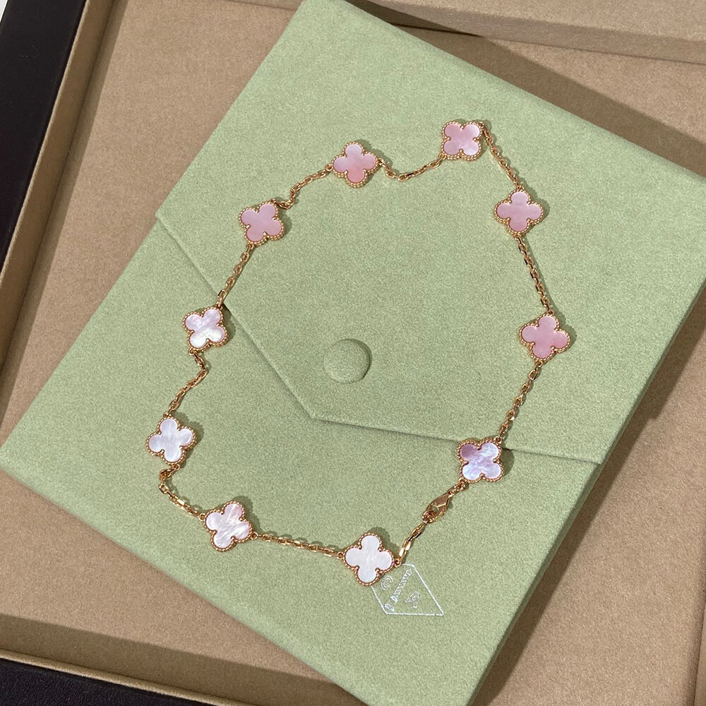V*n Cl**f & Arpels Necklace