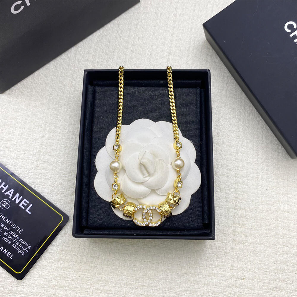 Ch**el Necklace