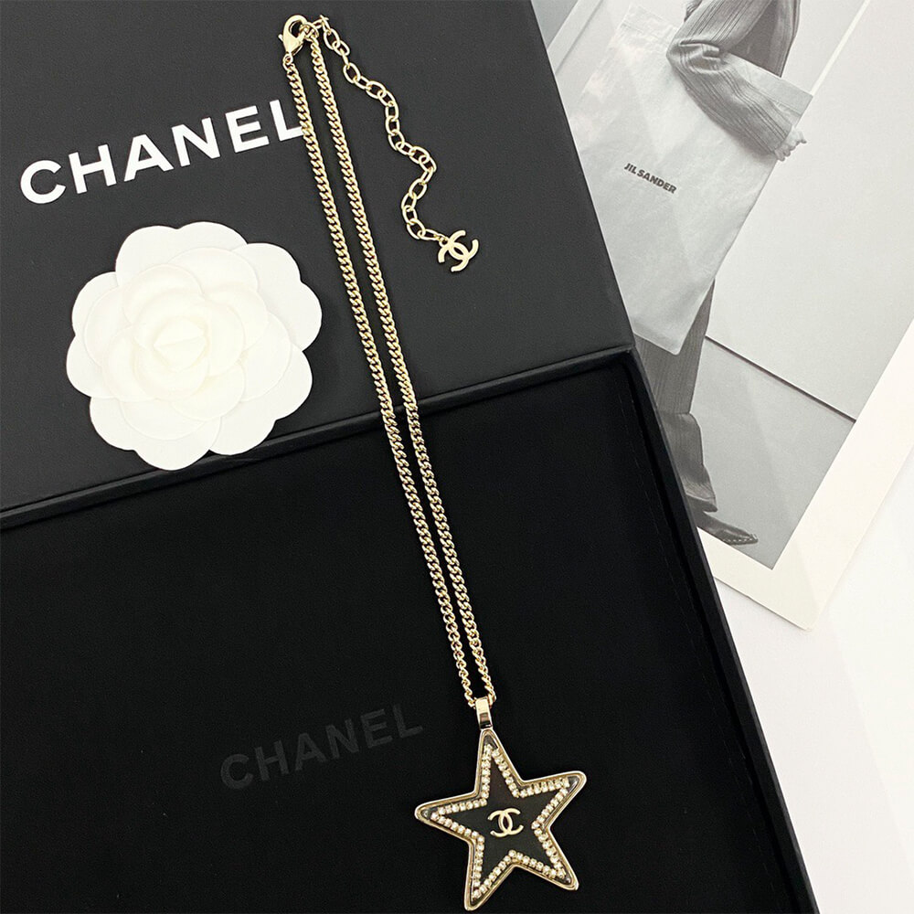 Ch**el Necklace