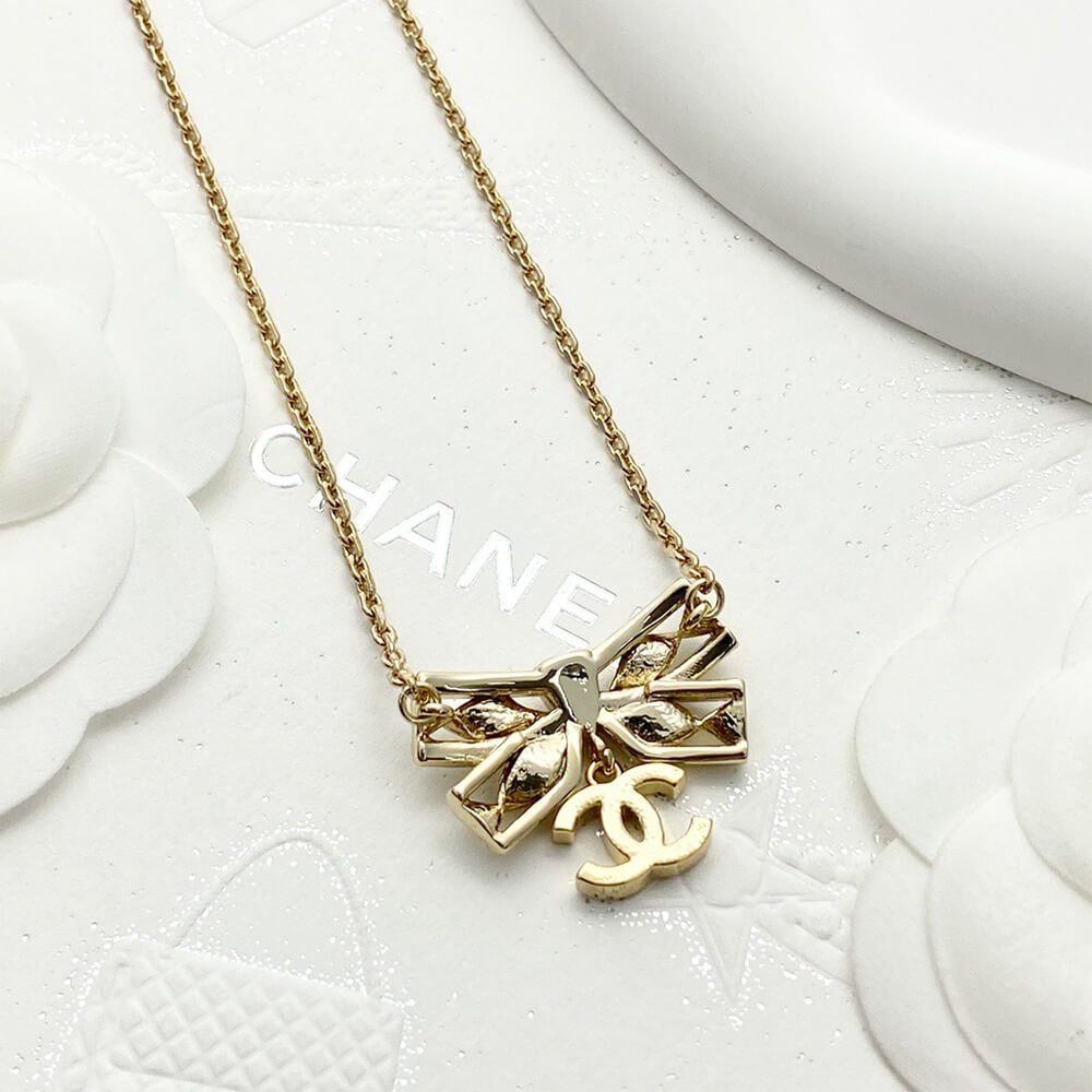 Ch**el Necklace