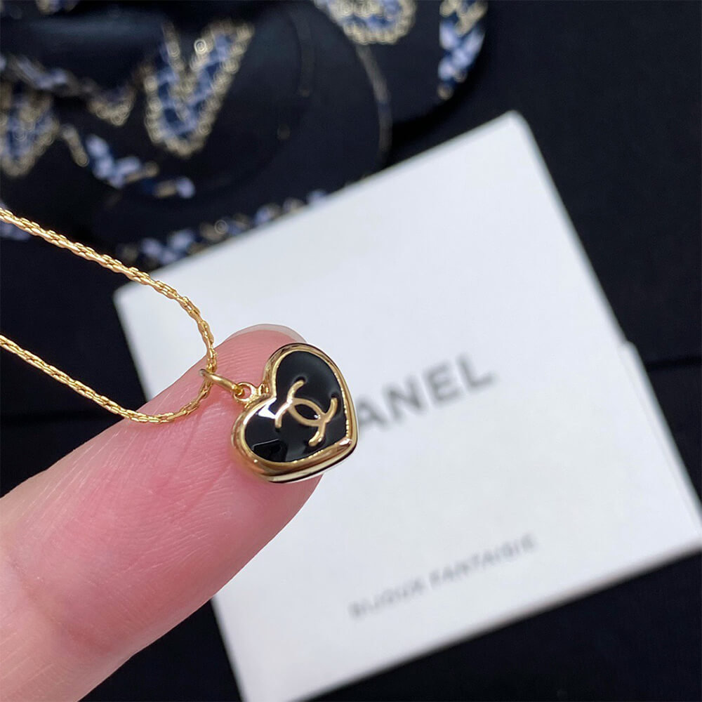Ch**el Necklace