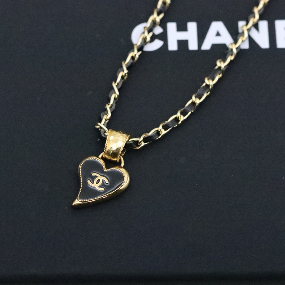 Ch**el Necklace