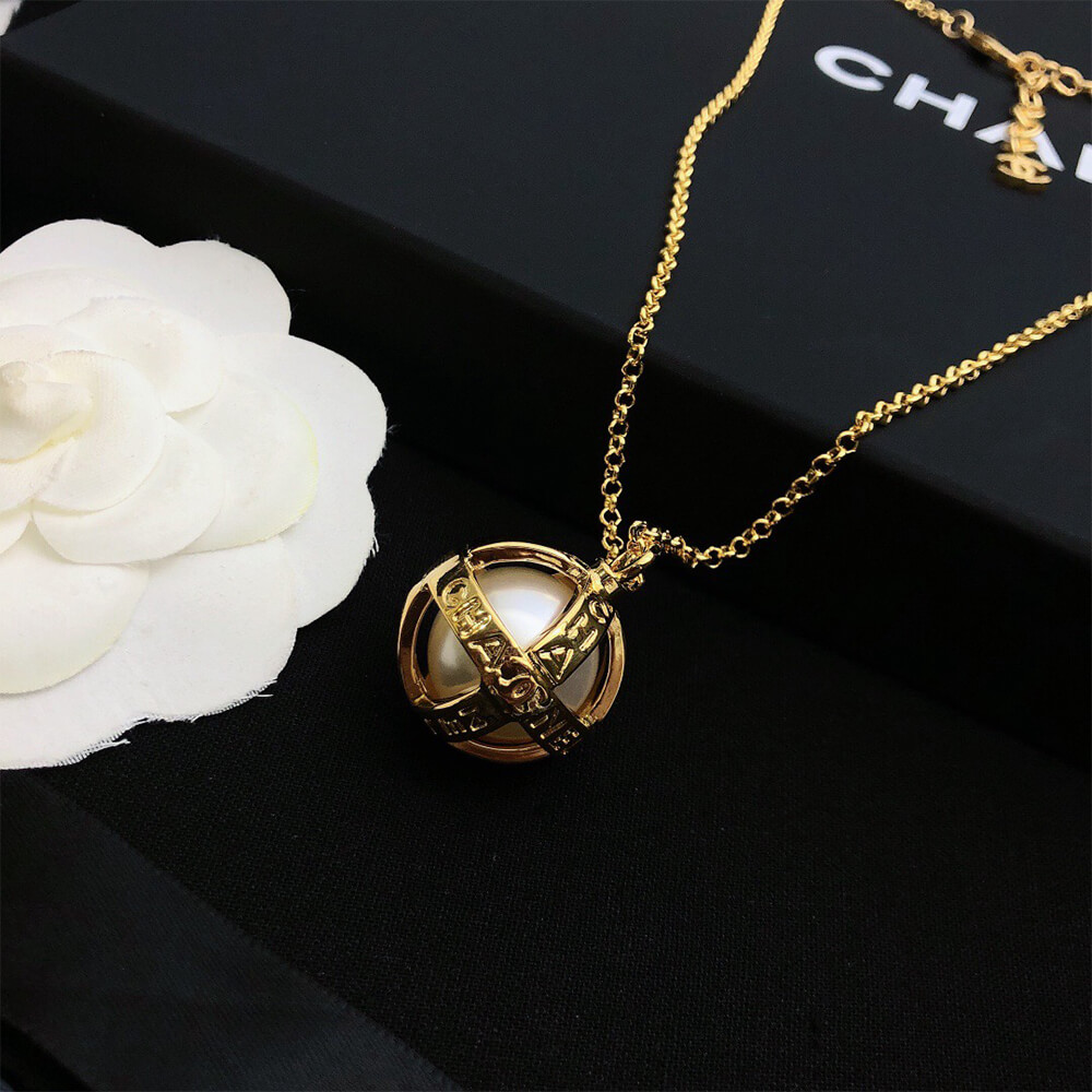 Ch**el Necklace