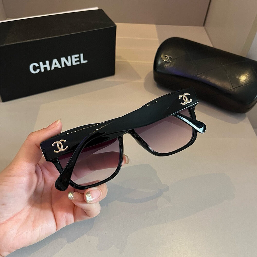 Ch**el SUNGLASSES