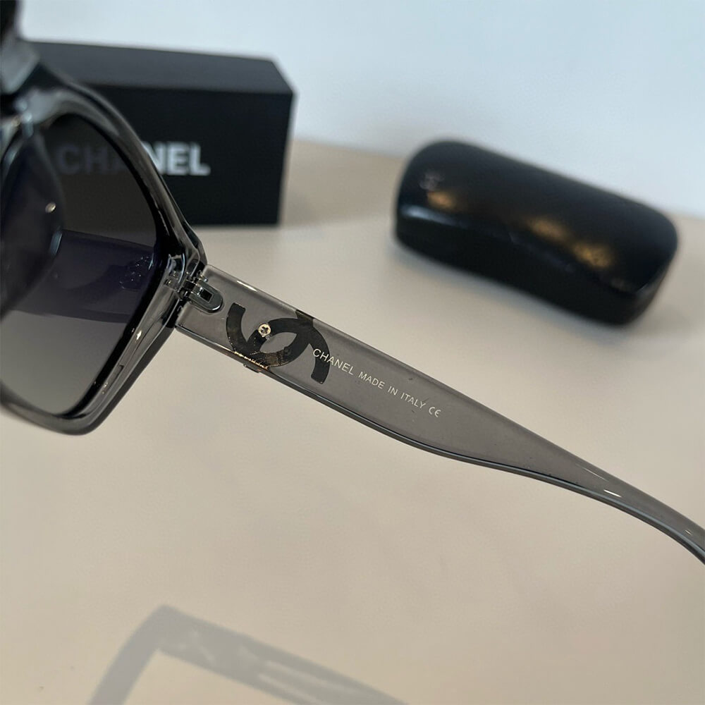 Ch**el SUNGLASSES