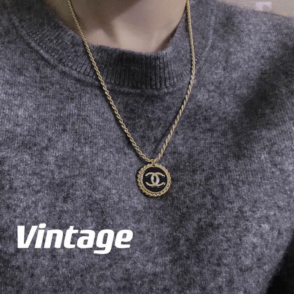 Ch**el Necklace