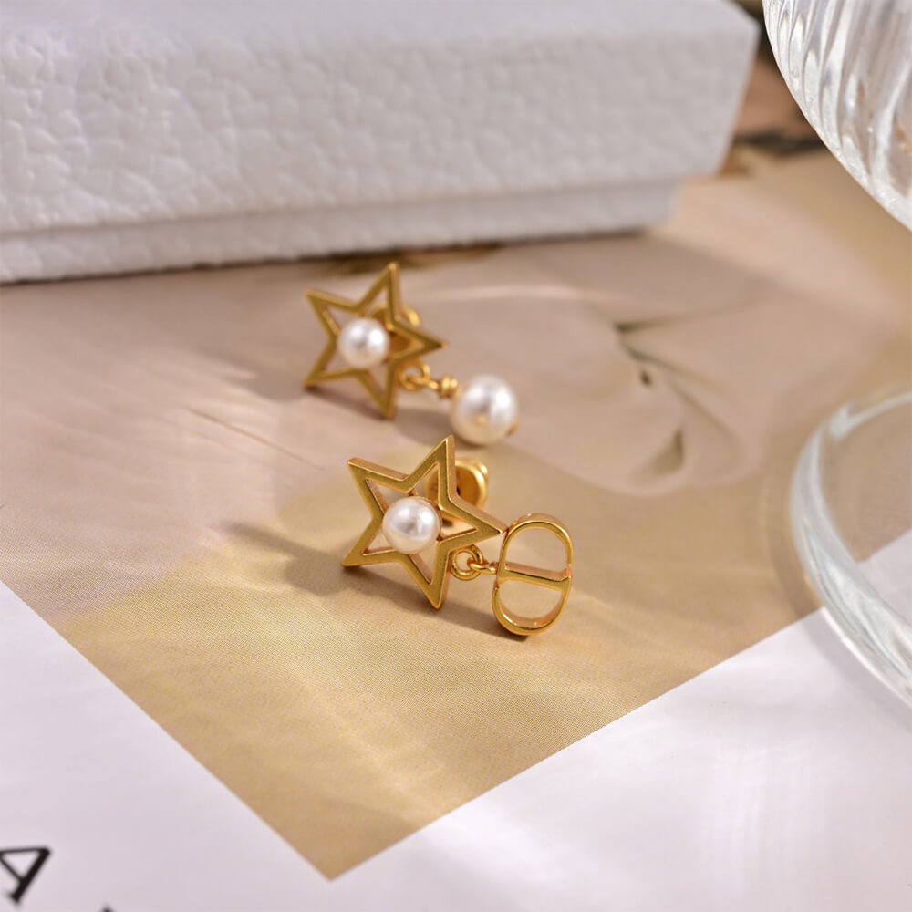 D10r EARRINGS