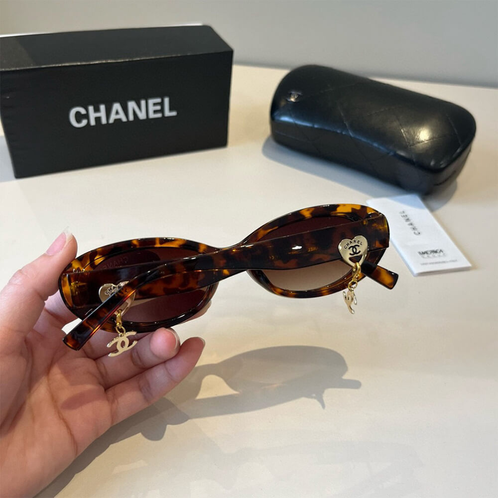 Ch**el SUNGLASSES