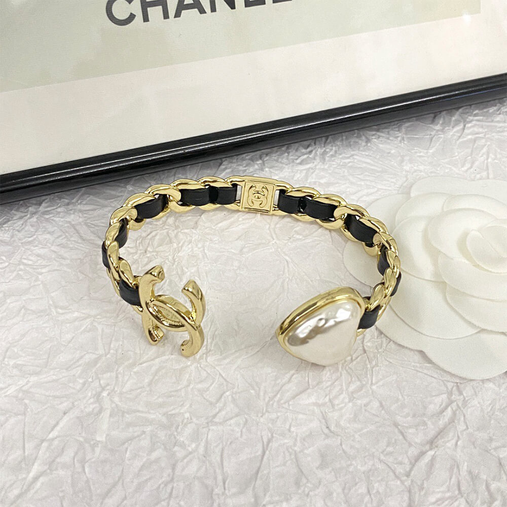 Ch**el bracelet