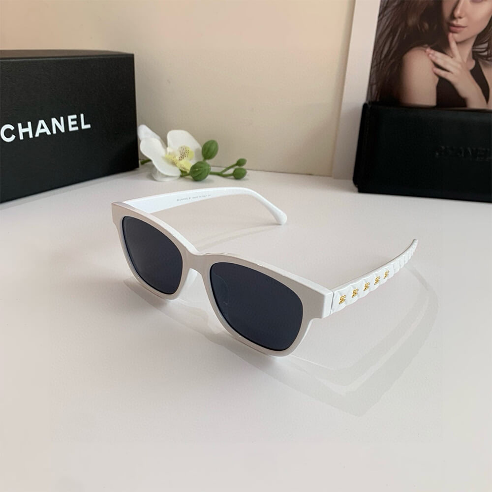 Ch**el SUNGLASSES