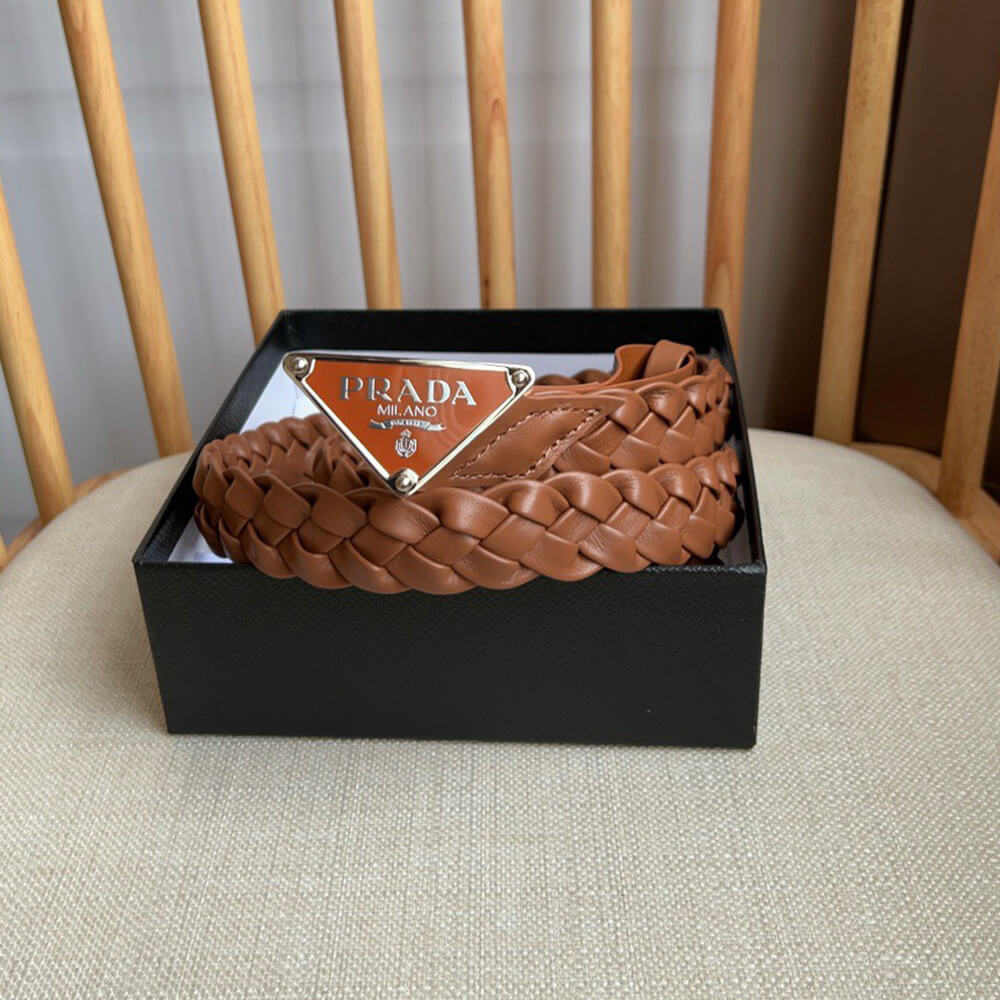 Pra*a Leather belt