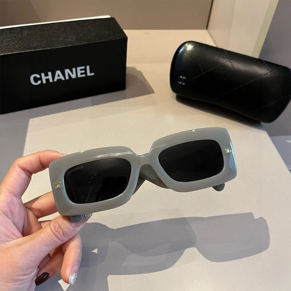 Ch**el SUNGLASSES