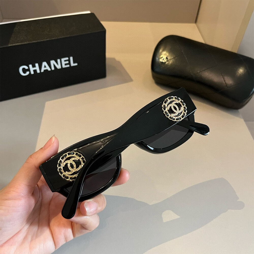 Ch**el SUNGLASSES