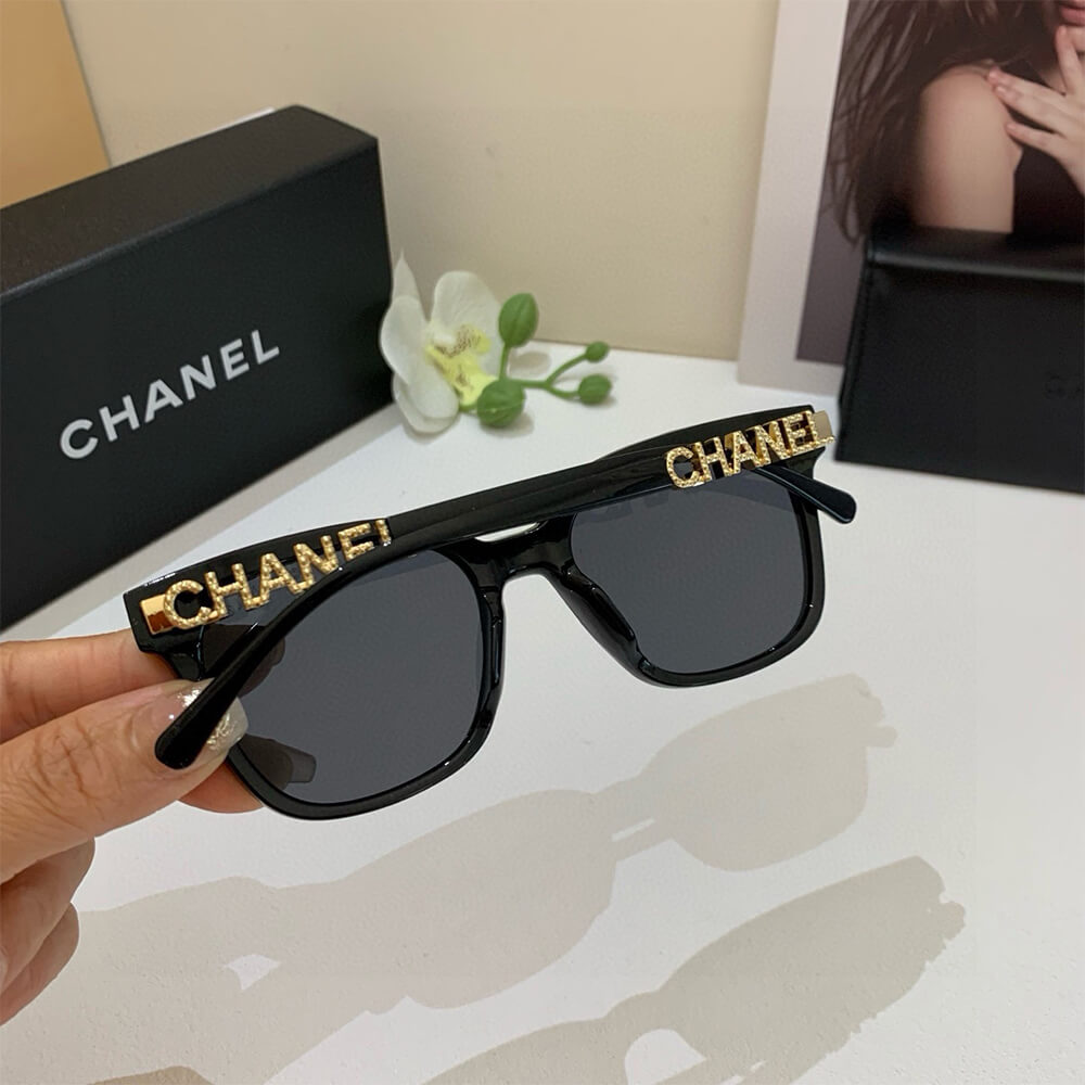Ch**el SUNGLASSES