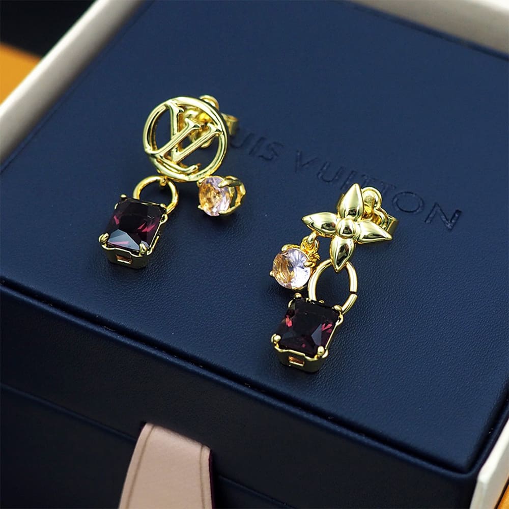 LV CIRCLE HEIRLOOM EARRINGS