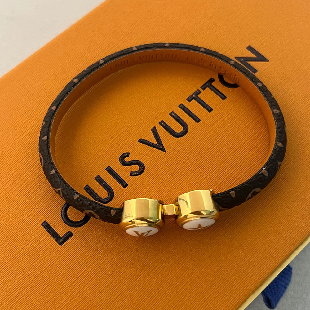 LV bracelet