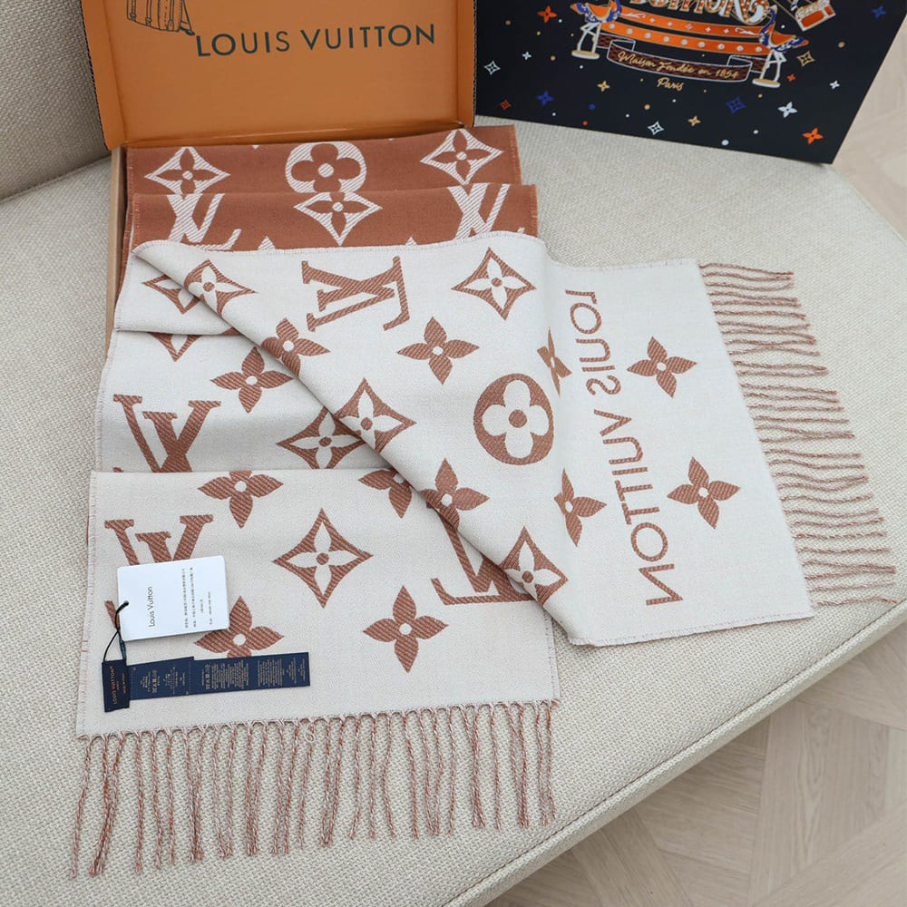 LV ESSENTIAL Scarf