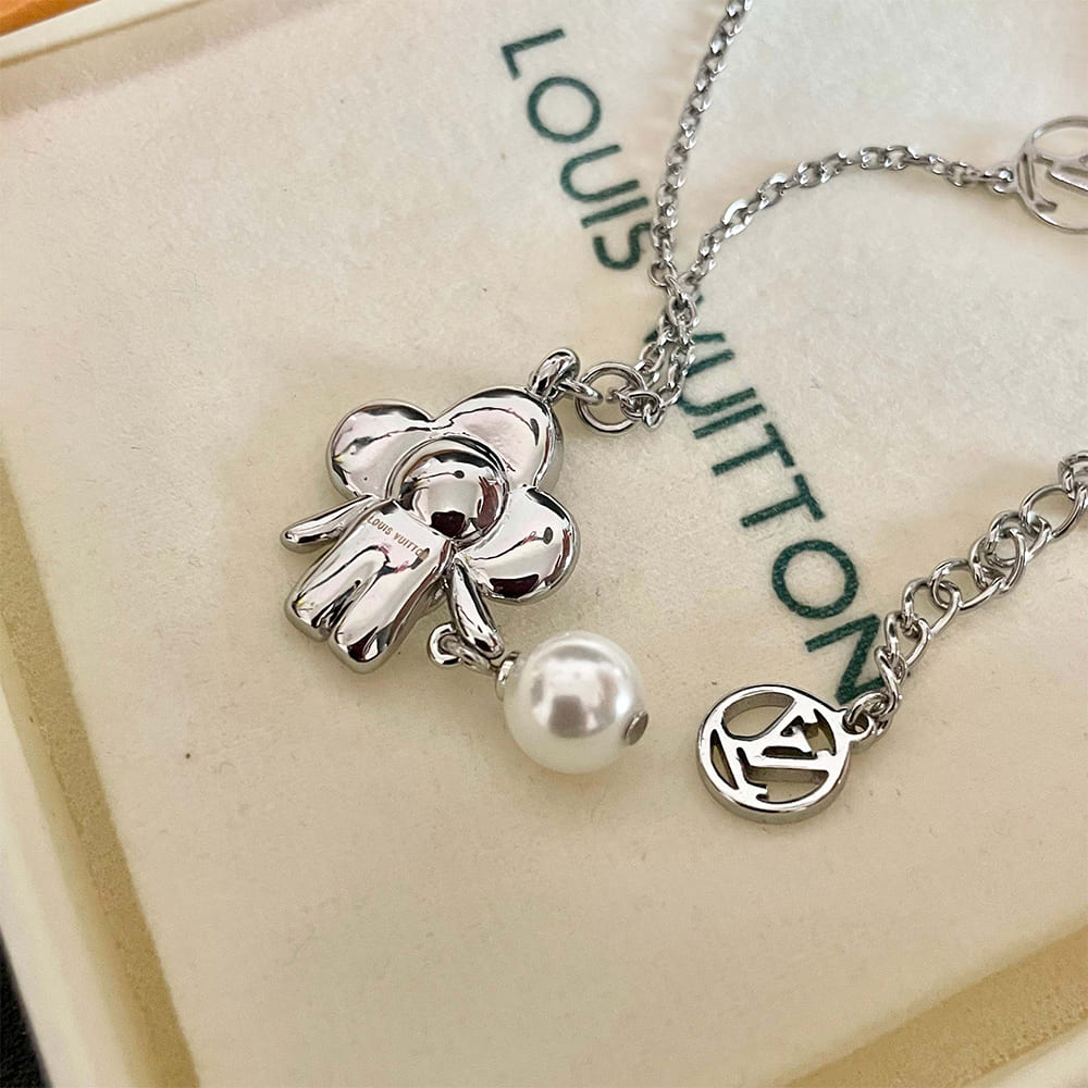 LV necklace