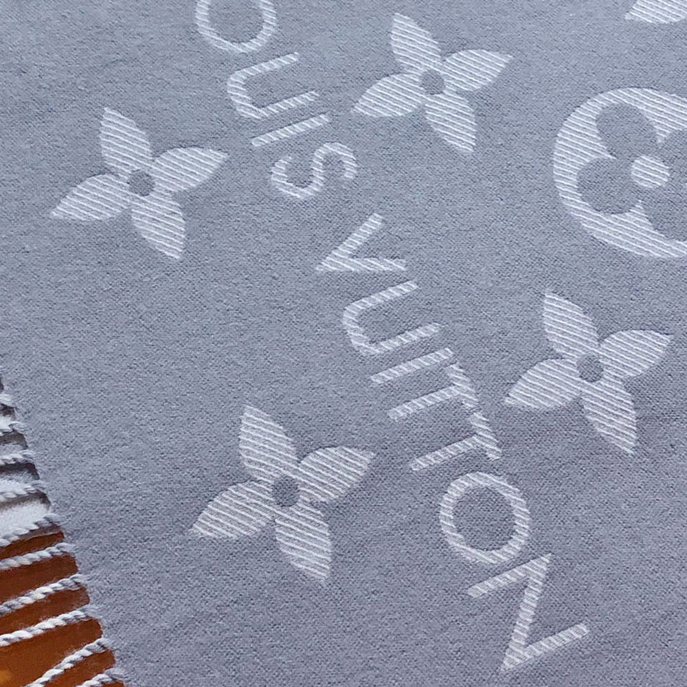 LV ESSENTIAL Scarf