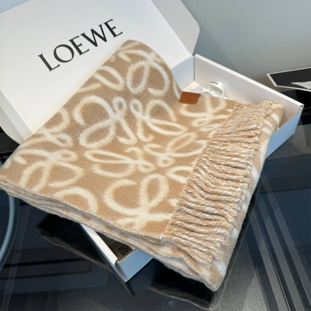 L0ew* Anagram scarf
