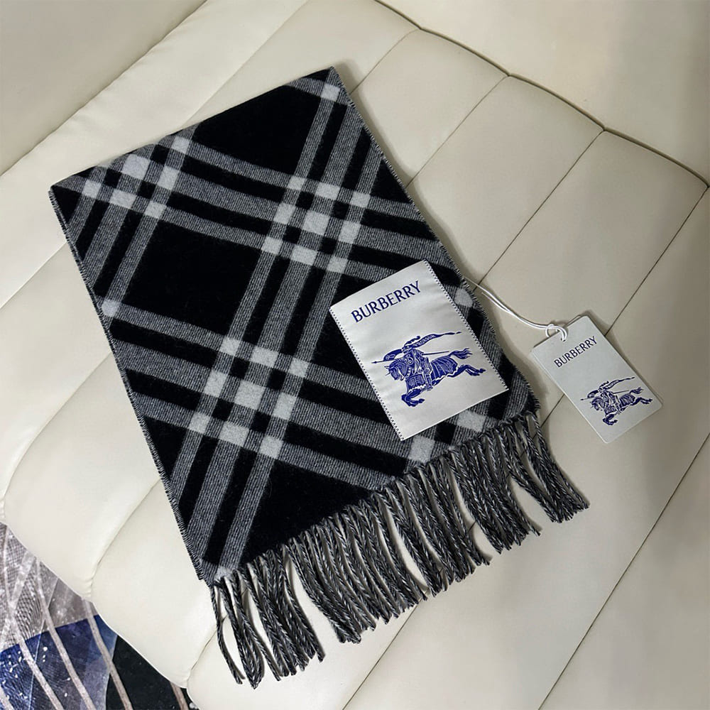 Bv*b*rry Check Cashmere Scarf