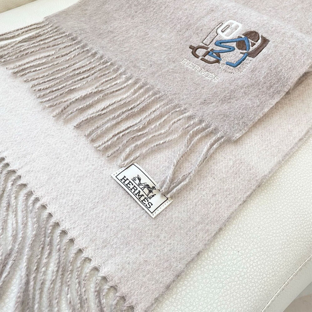 H**me5 Recto-Verso PM H Puzzle Scarf