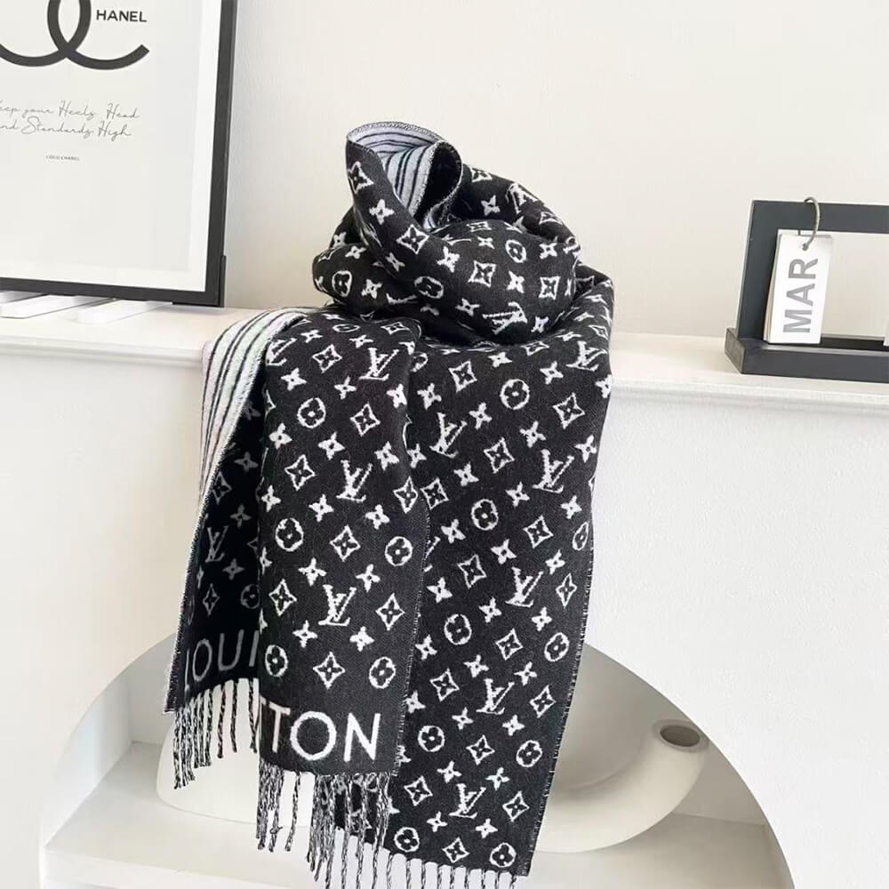 LV Scarf