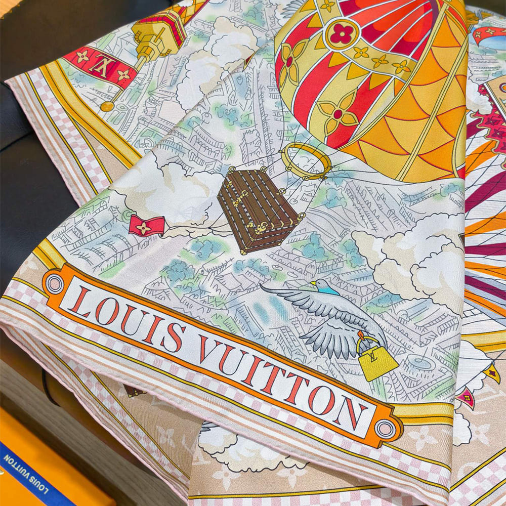 LV From The Cloud Square 90