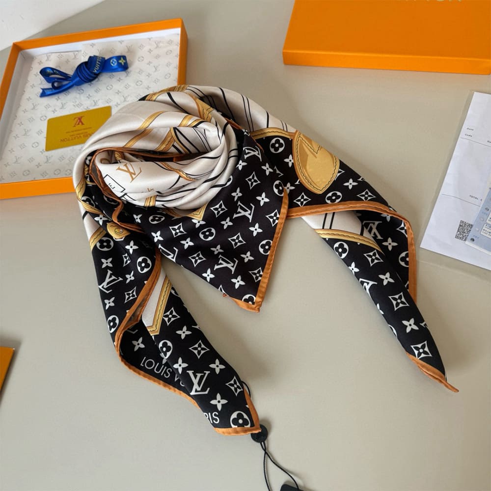 LV My Neverfull Square 90