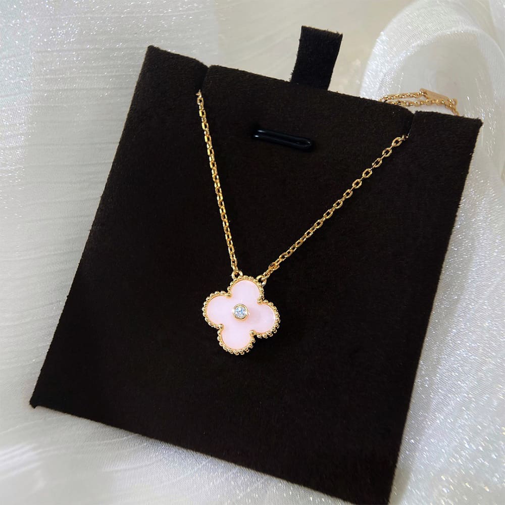 VCA necklace
