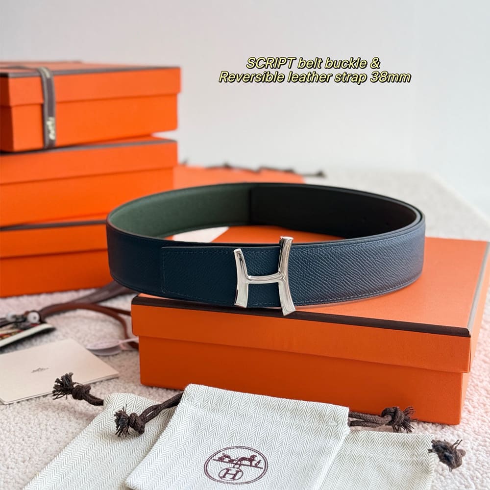 H**me5 Script belt buckle & Reversible leather strap 38 mm