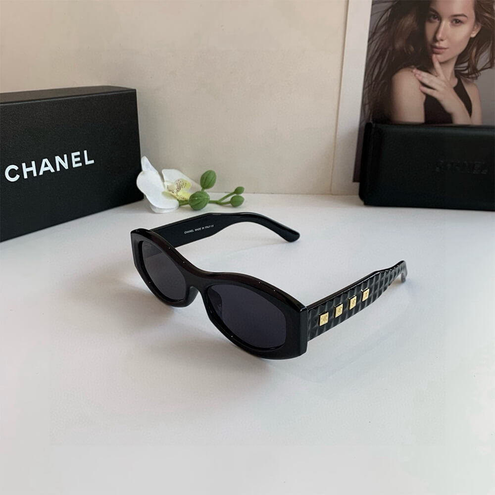 Ch**el SUNGLASSES