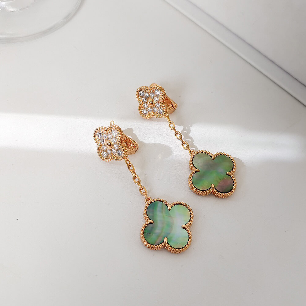 VCA Magic Alhambra EARRINGS