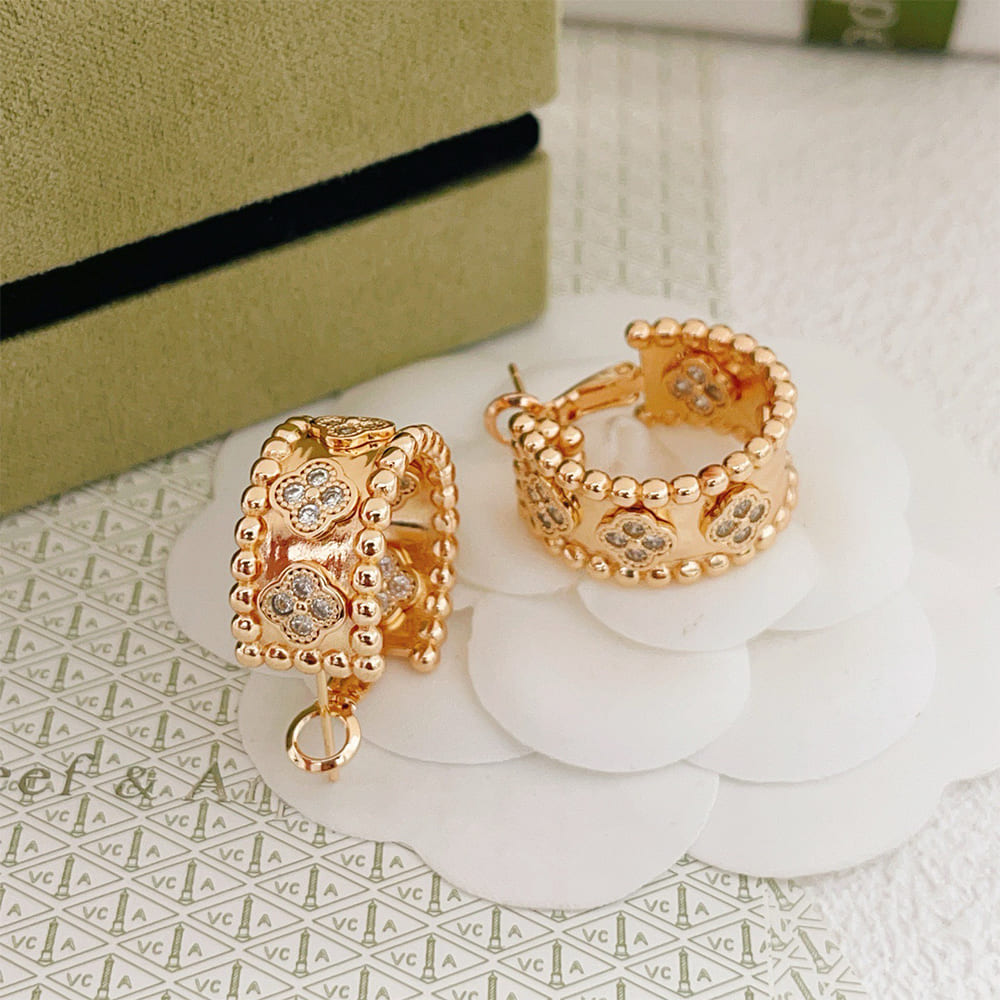 VCA Perl??e four-leaf clover hoop earrings