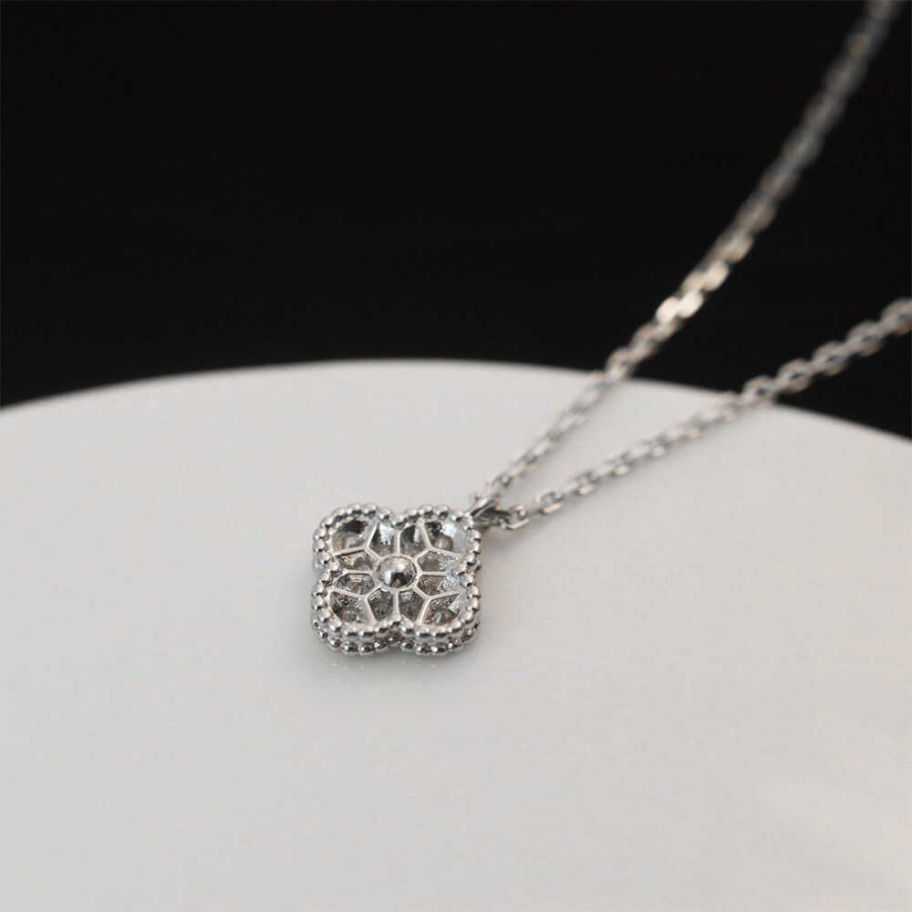 VCA necklace