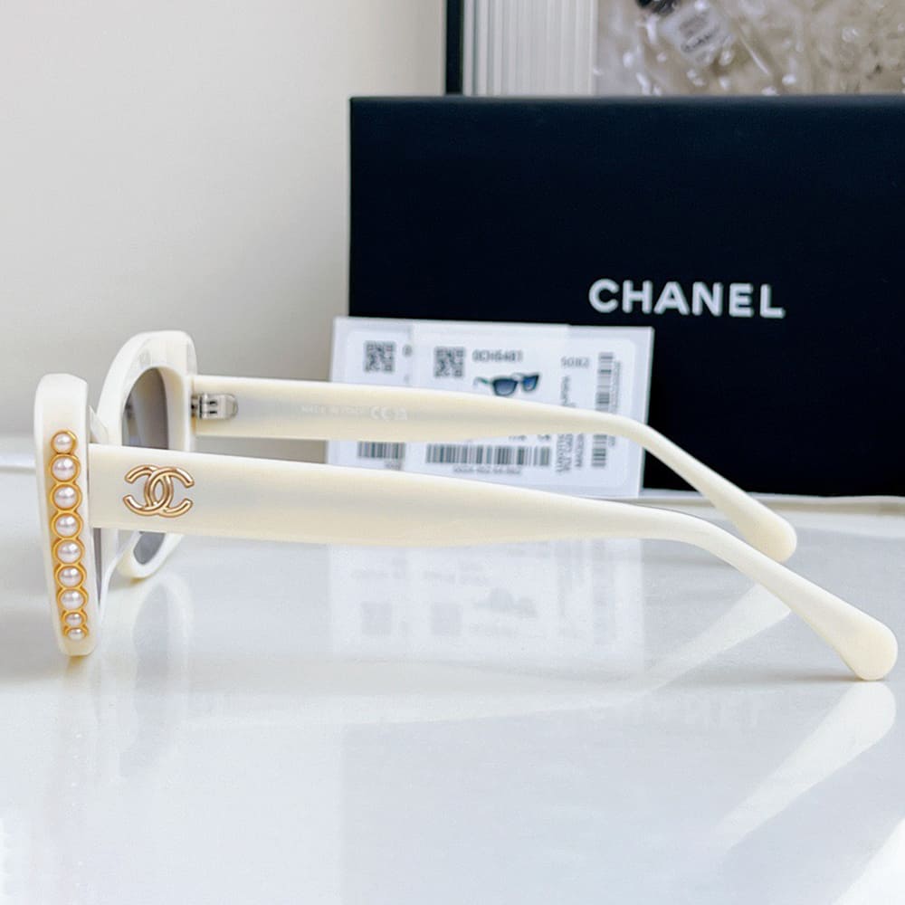 Ch**el CAT EYE Sunglasses